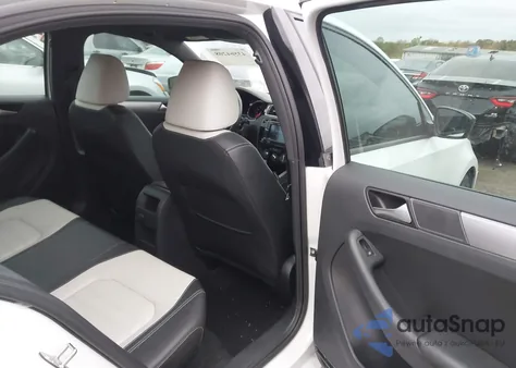 2016 Volkswagen Jetta 1.8T Sport from USA, damaged, VIN 3VWD17AJ0GM409201